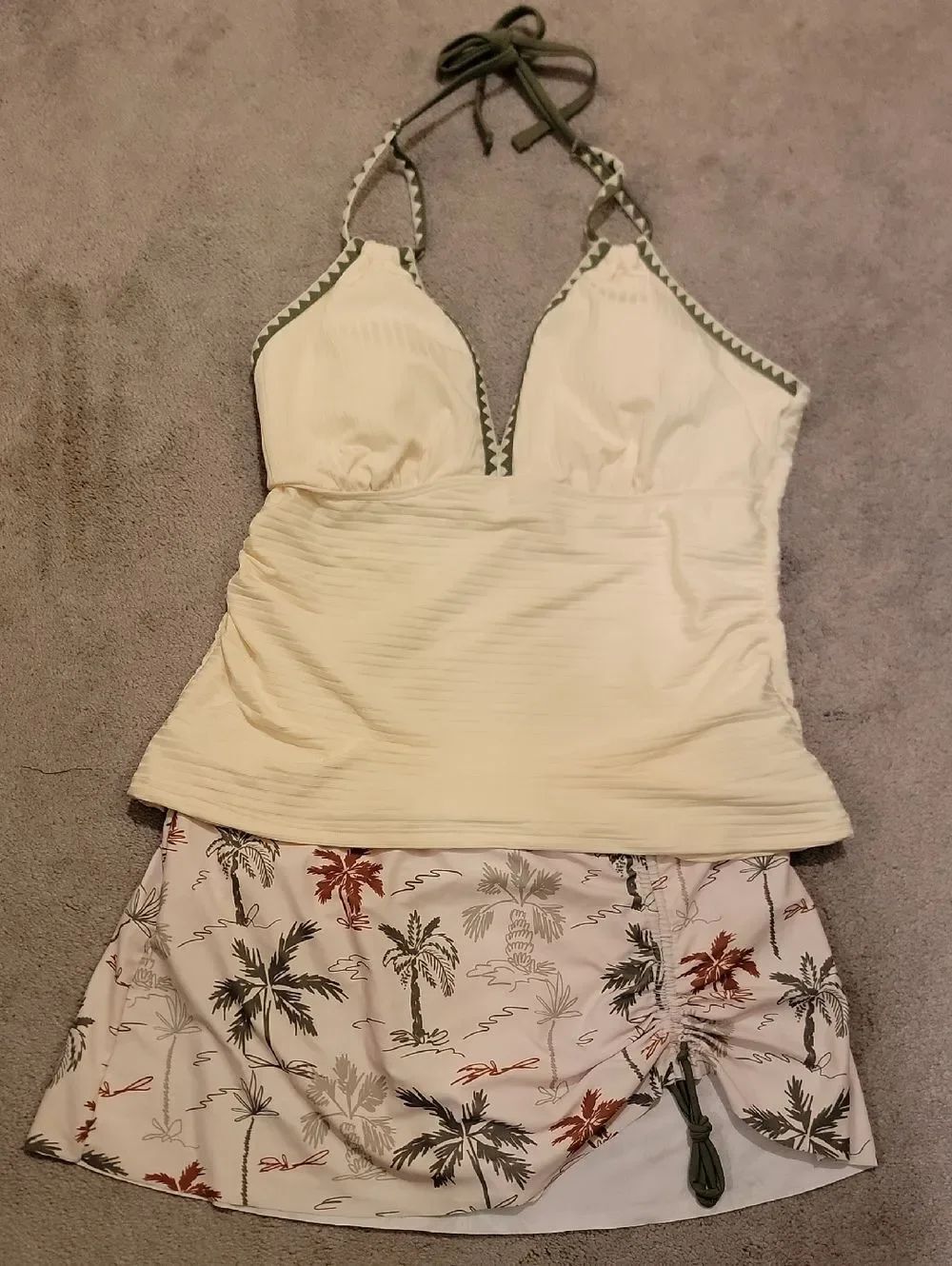 NWOT Cream Halter Tankini with Palm Print Skirt SZ L